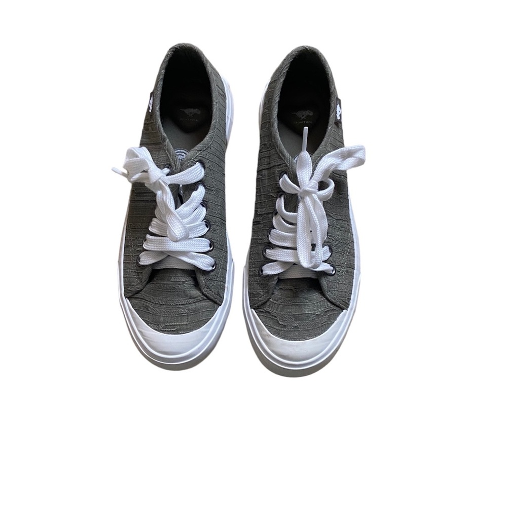 Rocket Dog Shoes Size 9